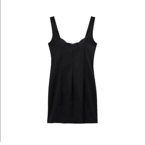 Zara Elegant Black Sweetheart Neckline
Fitted Sleeveless Dress - Picture 4 of 6